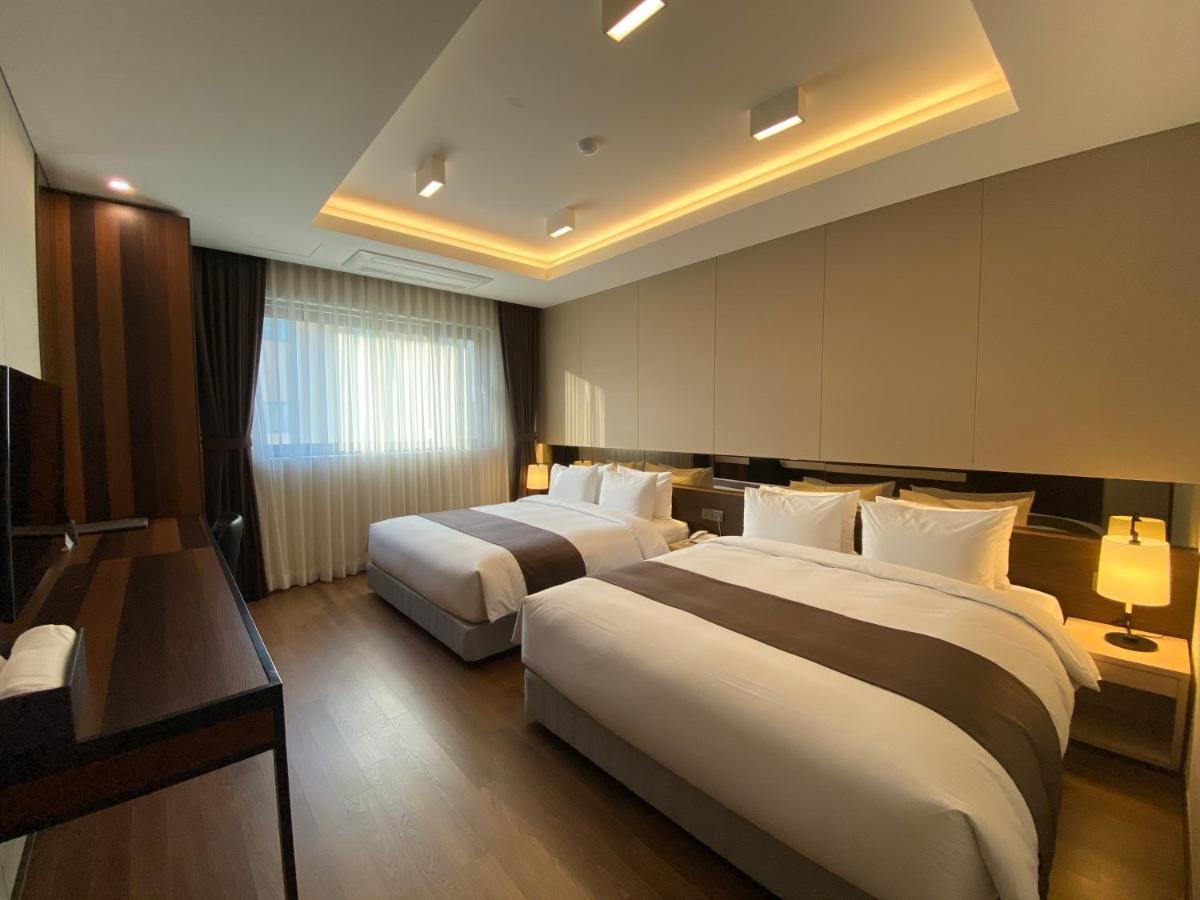 New Donghae Tourist Hotel Bilik gambar